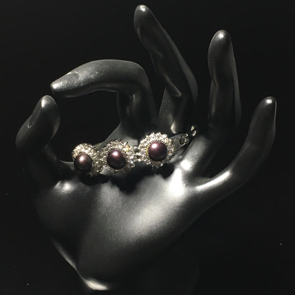Black Cultured Pearl Rhinestone Bracelet